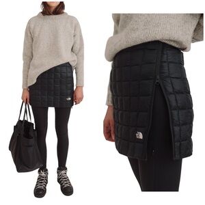 The North Face Thermoball Hybrid skirt black small